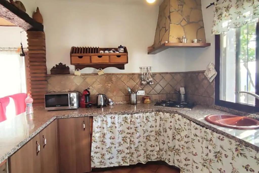 エル・ガストル Casa La Rocaヴィラ エクステリア 写真